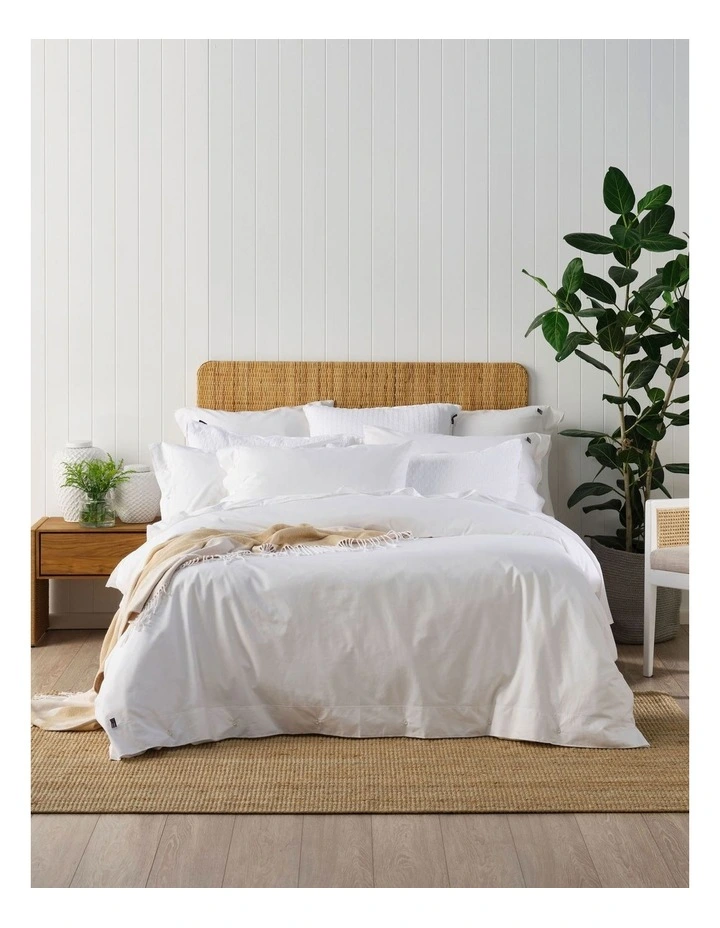 Icon American Pin Point Oxford Quilt Cover Set in White