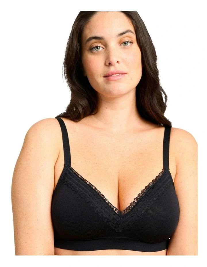 Agathe Comfortable Padded Wirefree Bra with Lace in Black