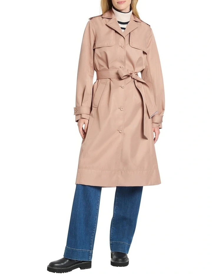 The Travelling Trench Coat in Beige