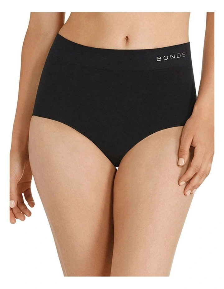 Seamless Full Brief in Black