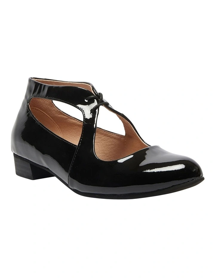 Sasha Heeled Leather Shoes in Black Patent