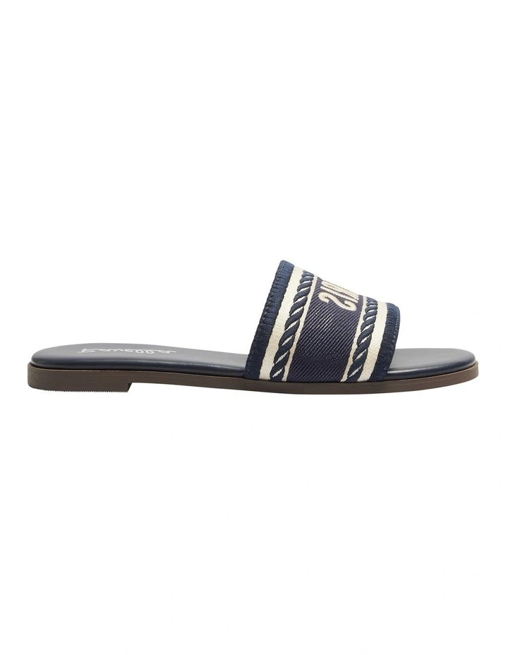 Resort Sandals in Navy Multi