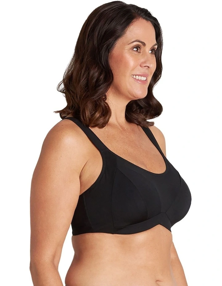 Power Wired Sports Bra in Black