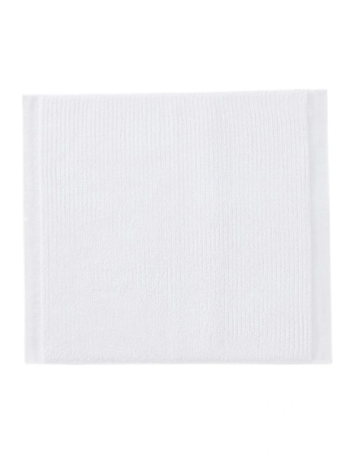 Vesper Bath Mat in White