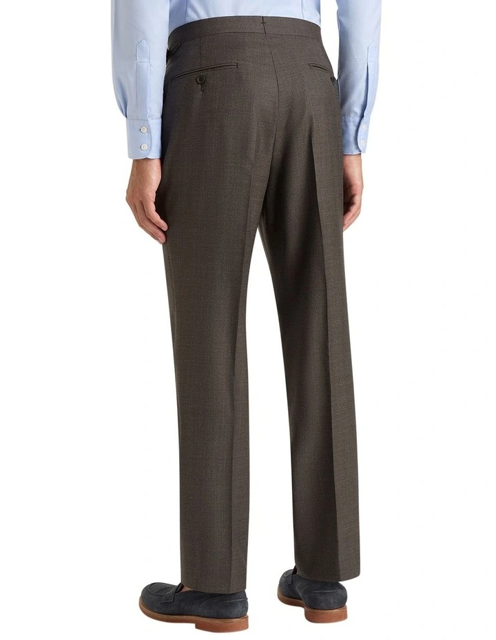 Collins Trouser in Brown