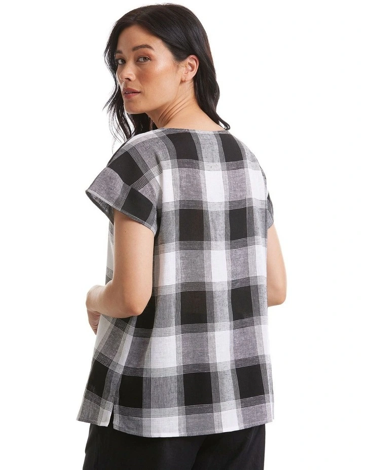Short Sleeve Top in Black Check