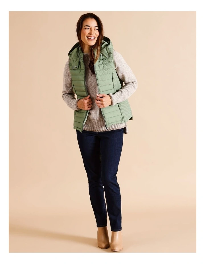 Recycled Polyester Straight Quilted Vest With Removable Hood In Moss
