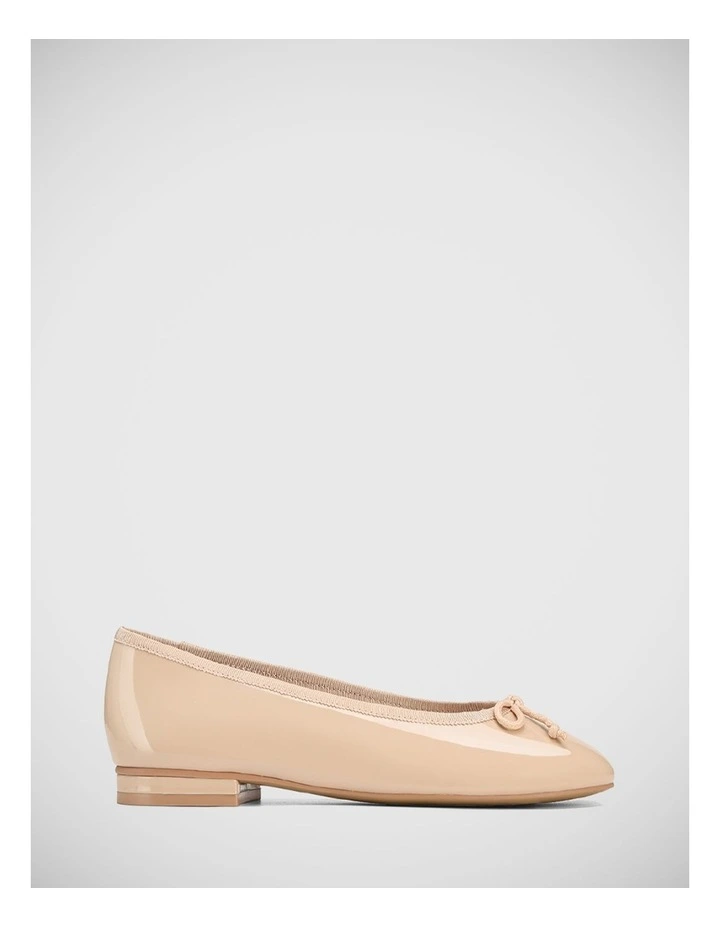 Agnes Patent Flat in New Flesh