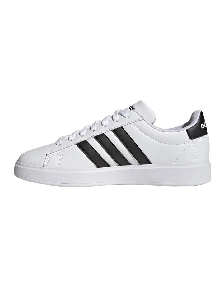 Grand Court Cloudfoam Lifestyle Court Comfort Shoes in White