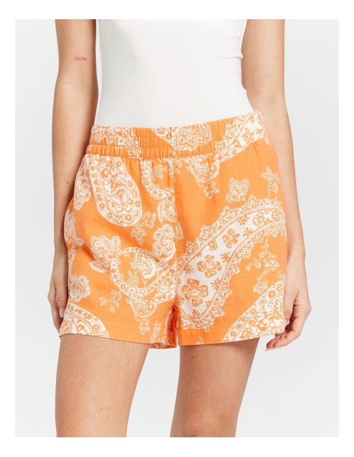 Caro Linen Shorts in Orange