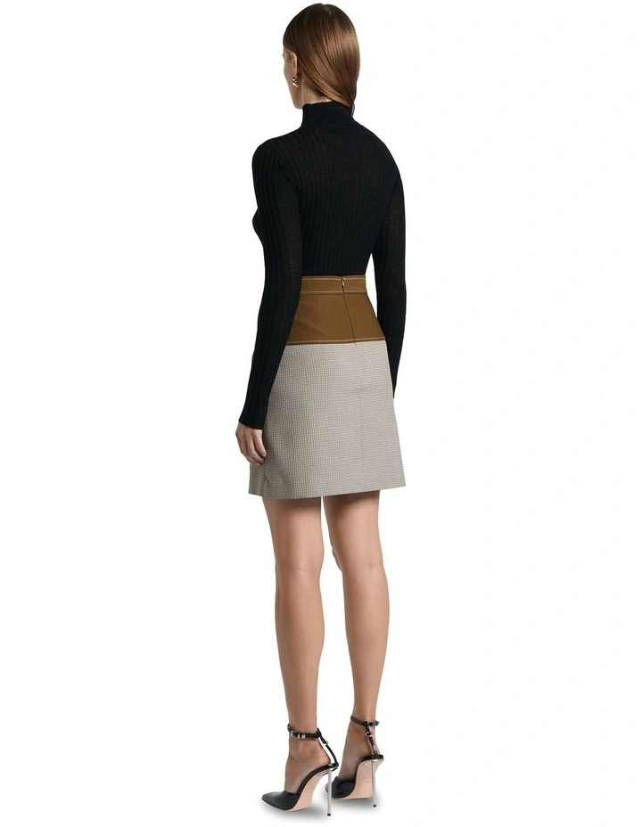 Houndstooth Belted A-Line Skirt in Black