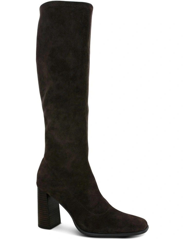 Zaffron Knee High Boots in Brown