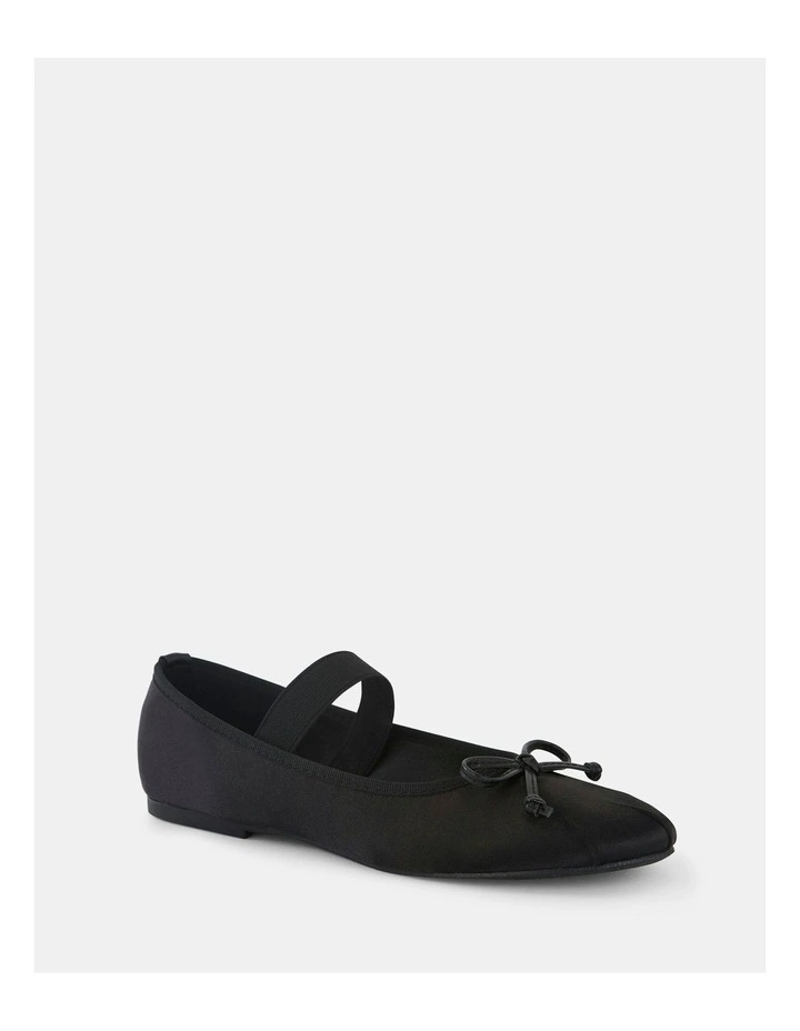 Zpindrella Ballet Flats in Black