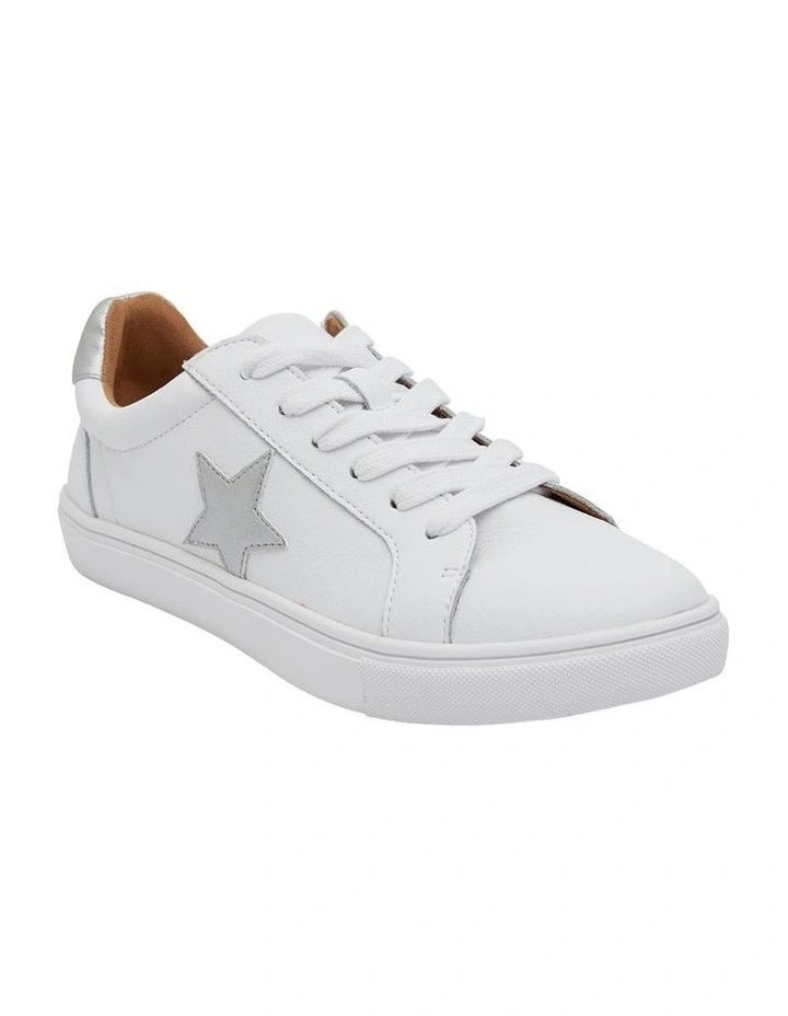 Stark Sneakers in White /Silver Leather