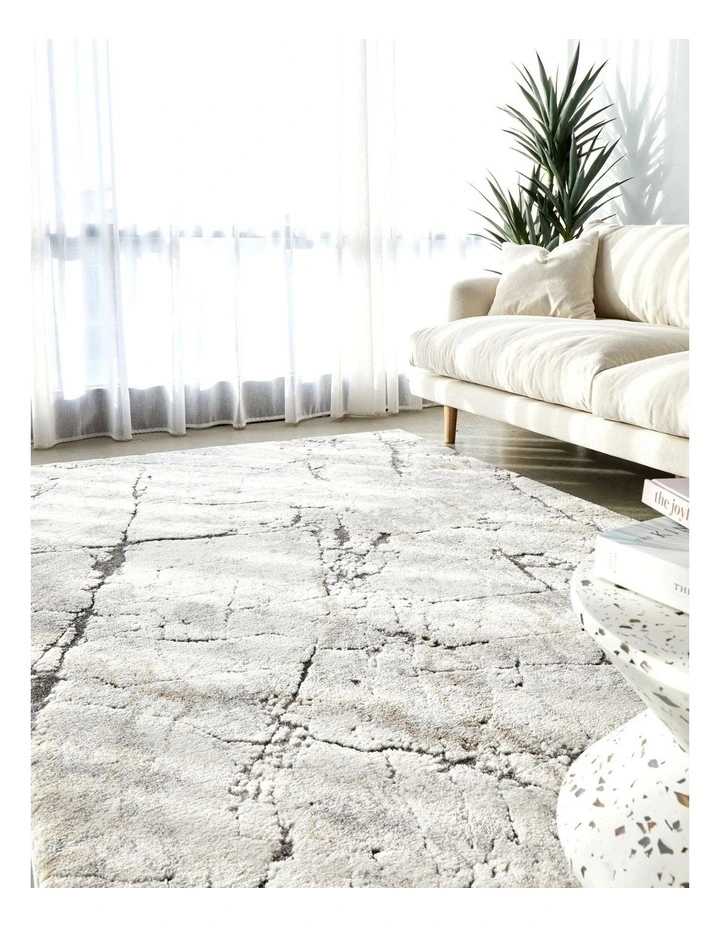 Mineral 444 Rug in Stone