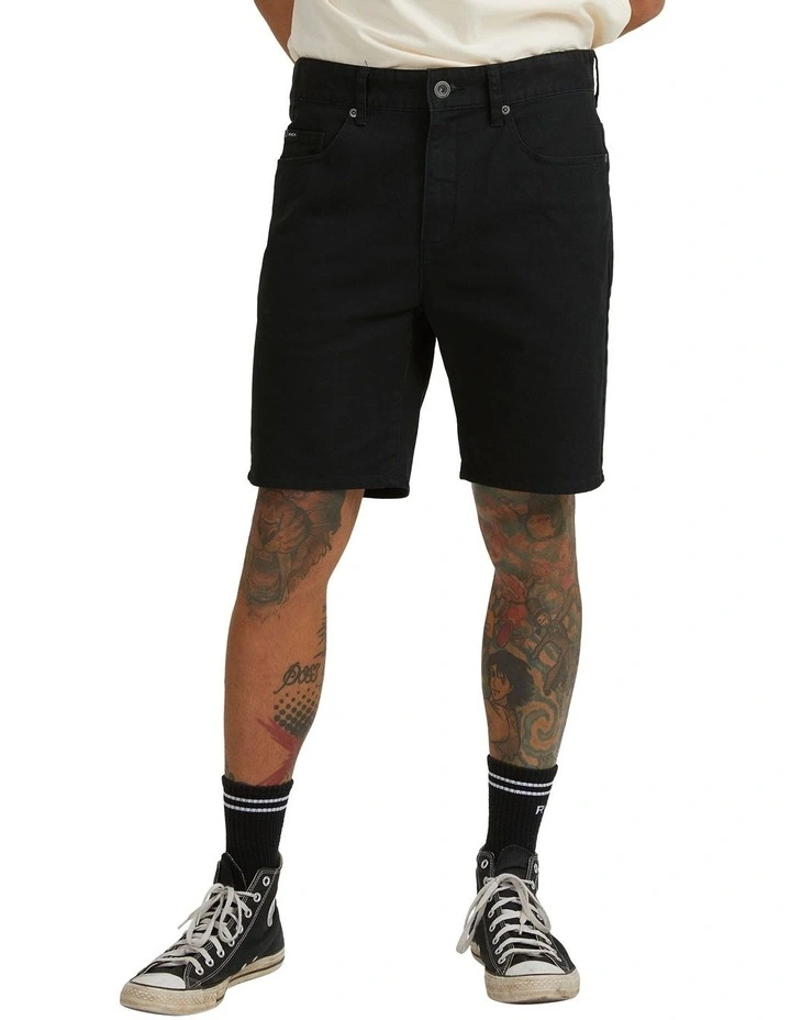 Daggers Twill Shorts in Black