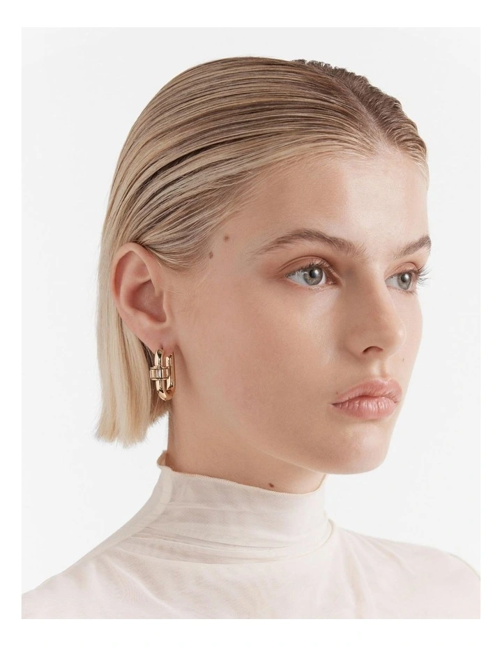 Descent Huggie Hoop Earrings in Gold