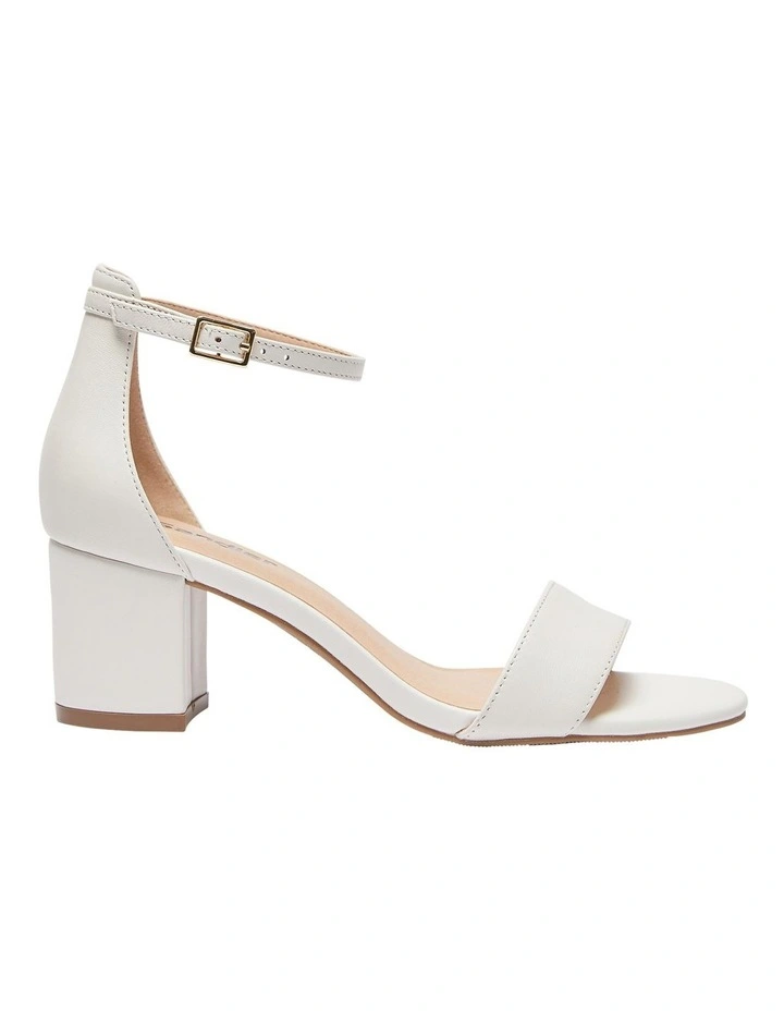 Harmony Sandals In White Leather