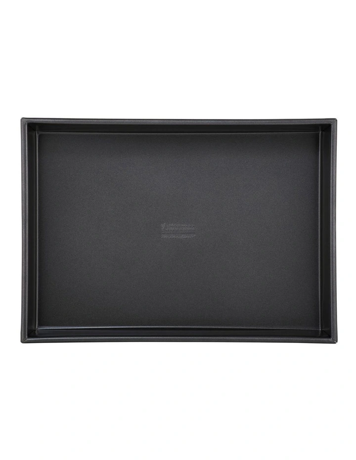 BakerMaker Non-Stick Rectangular Cake Pan 33x23cm in Black