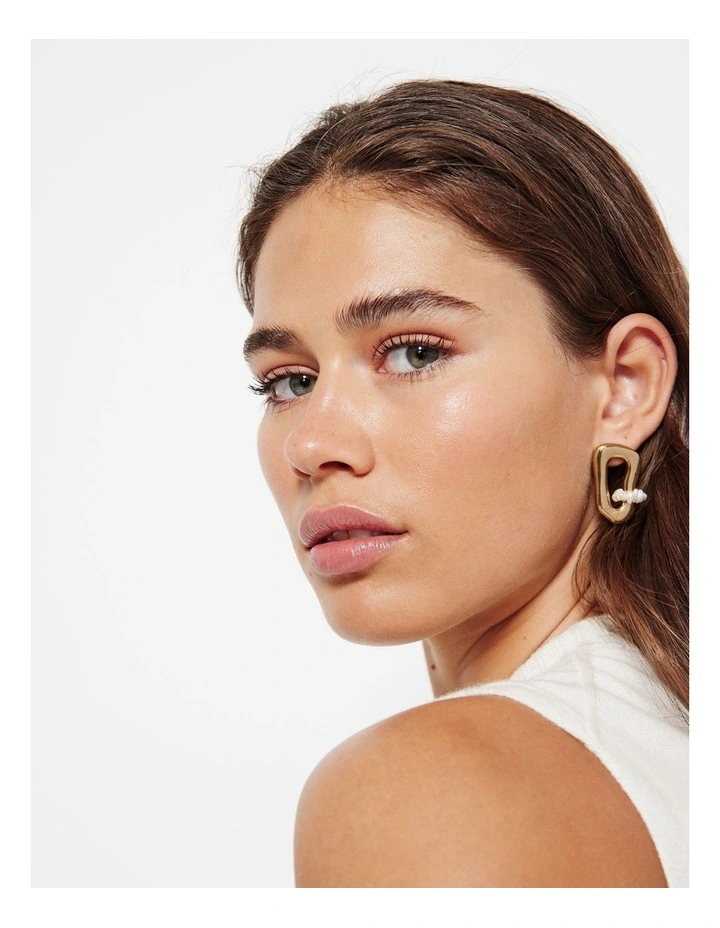 The Margo Organic Earrings in Gold