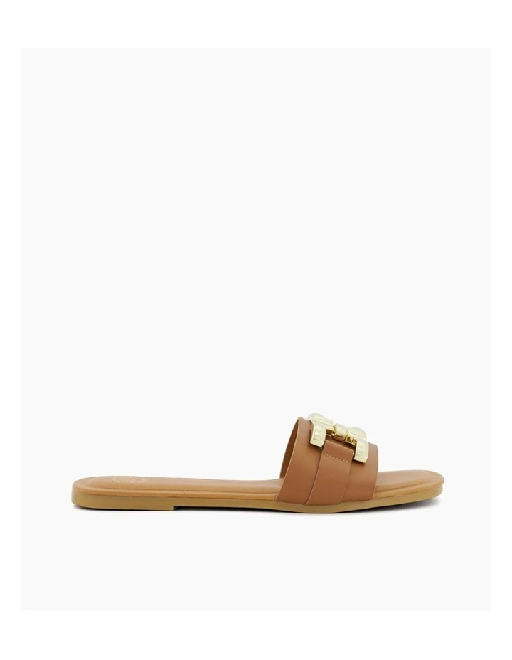 Lonnie Flat Sandal in Tan