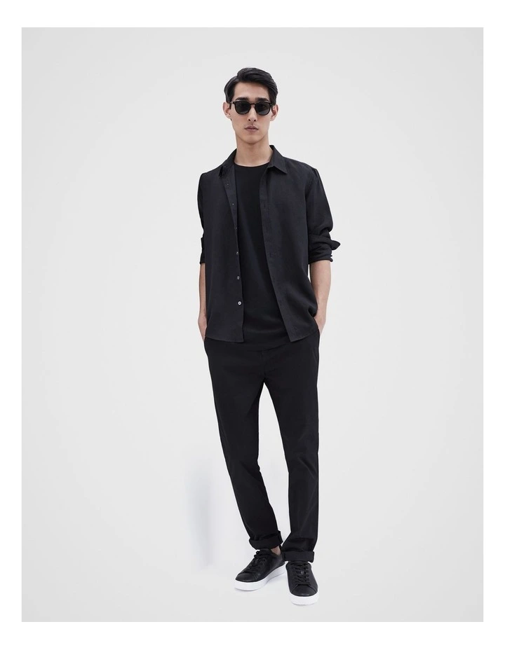 Longline T-shirt in Black