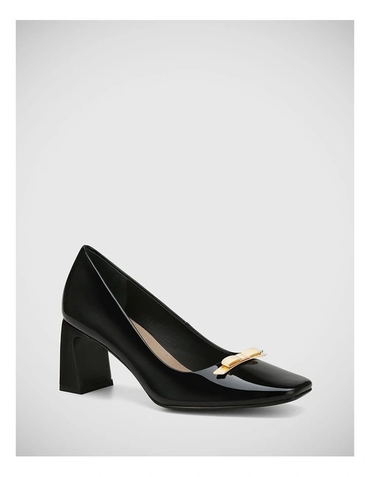 Octavia Patent Leather Pump in Black