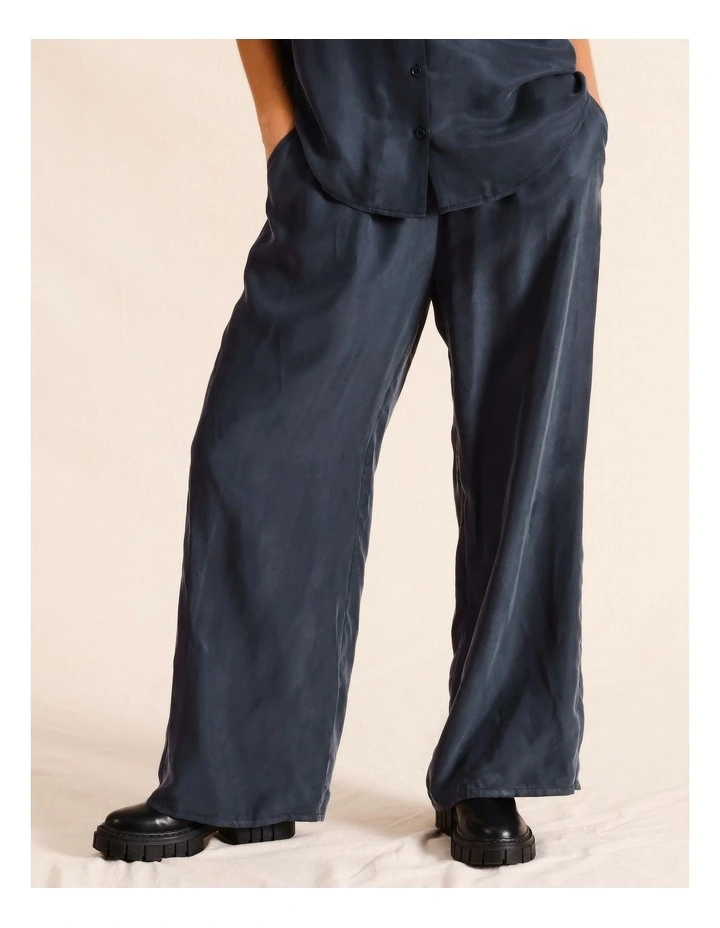Cupro Wide Leg Pant in Navy