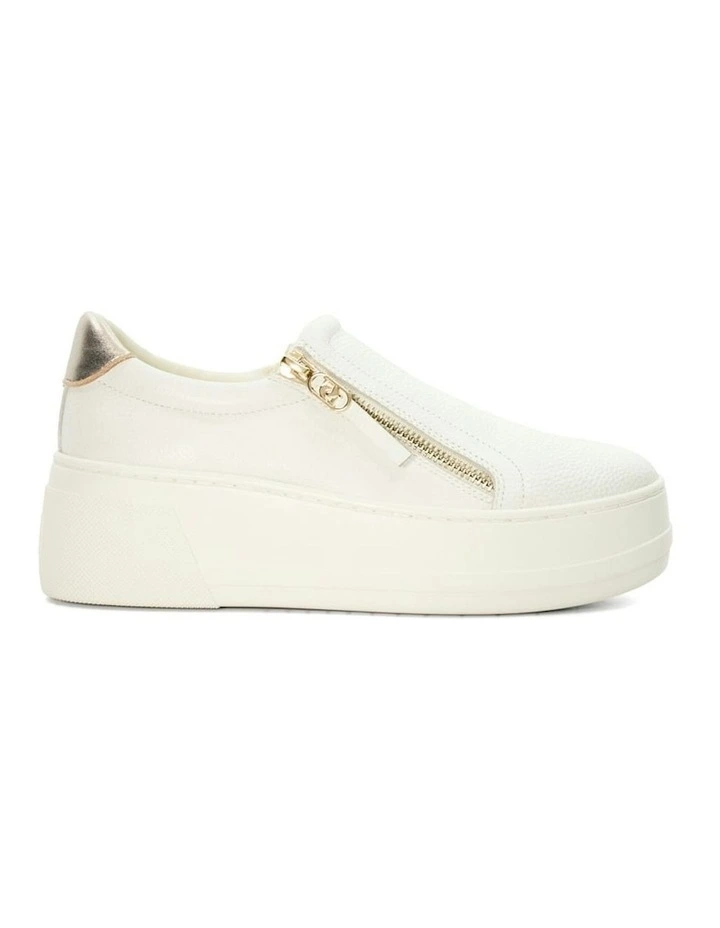 Episodic Flatform Sneaker in White