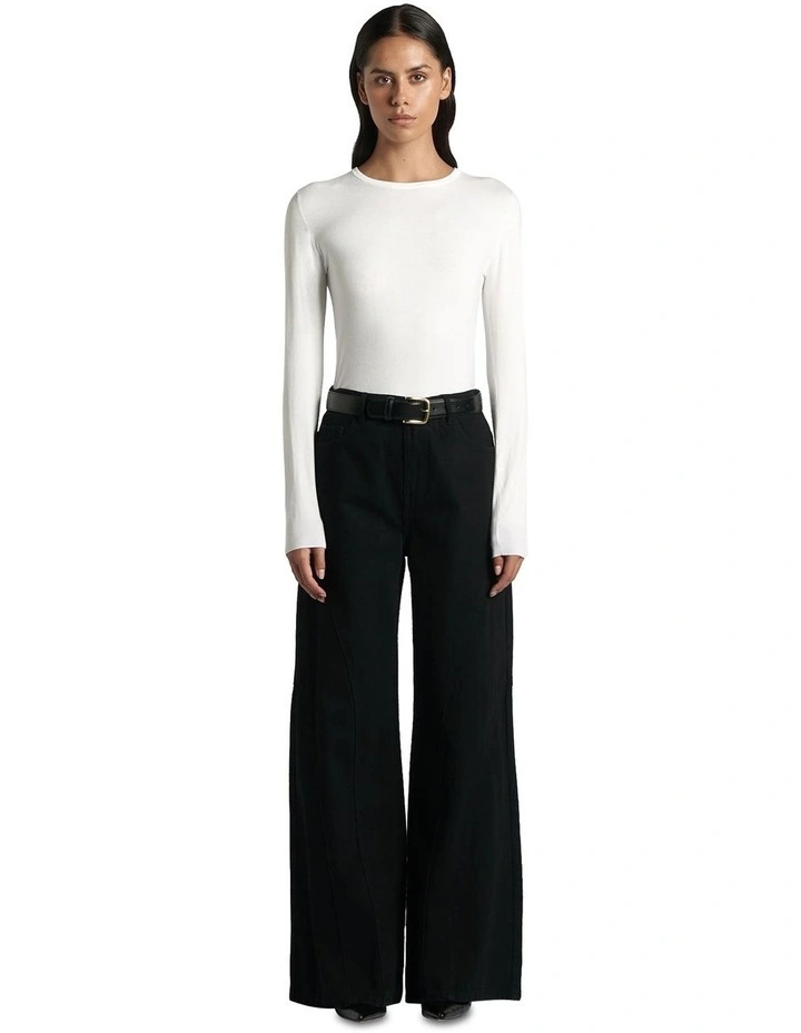 Long Sleeve Round Neck Knit Jumper in Winter White