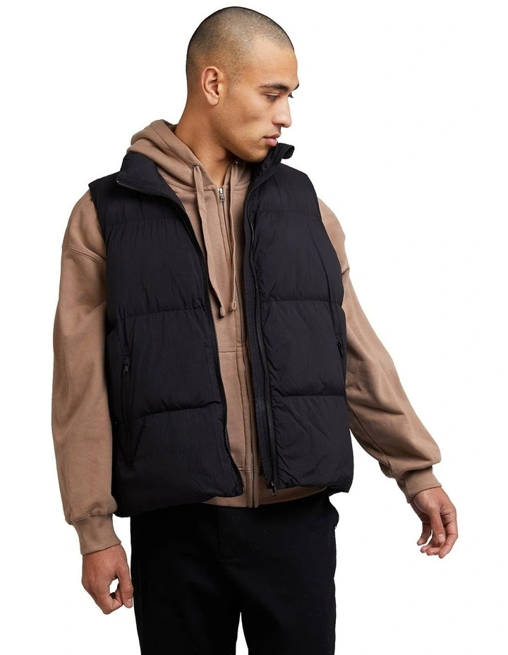 Fade Puffer Vest in Black