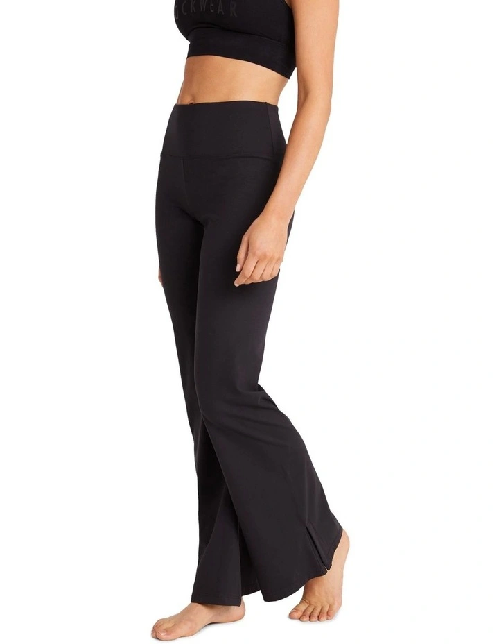 Yoga Pant in Black