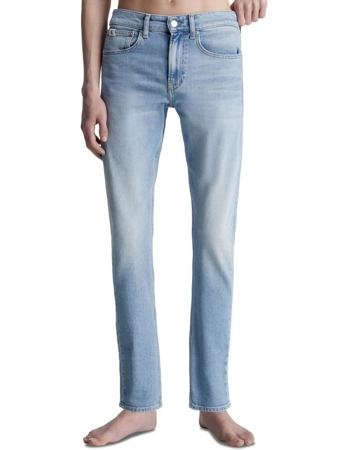 Slim Taper Jeans in Denim Light