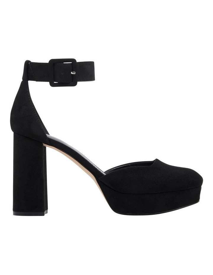 Ninete Pump in Black