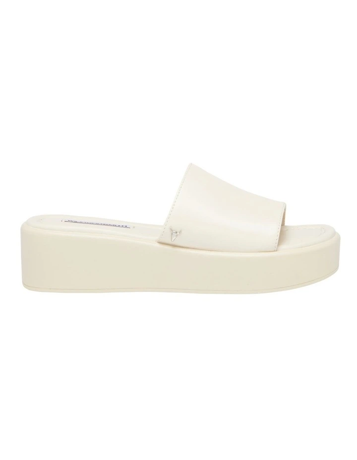 Shook Buttermilk Sandal