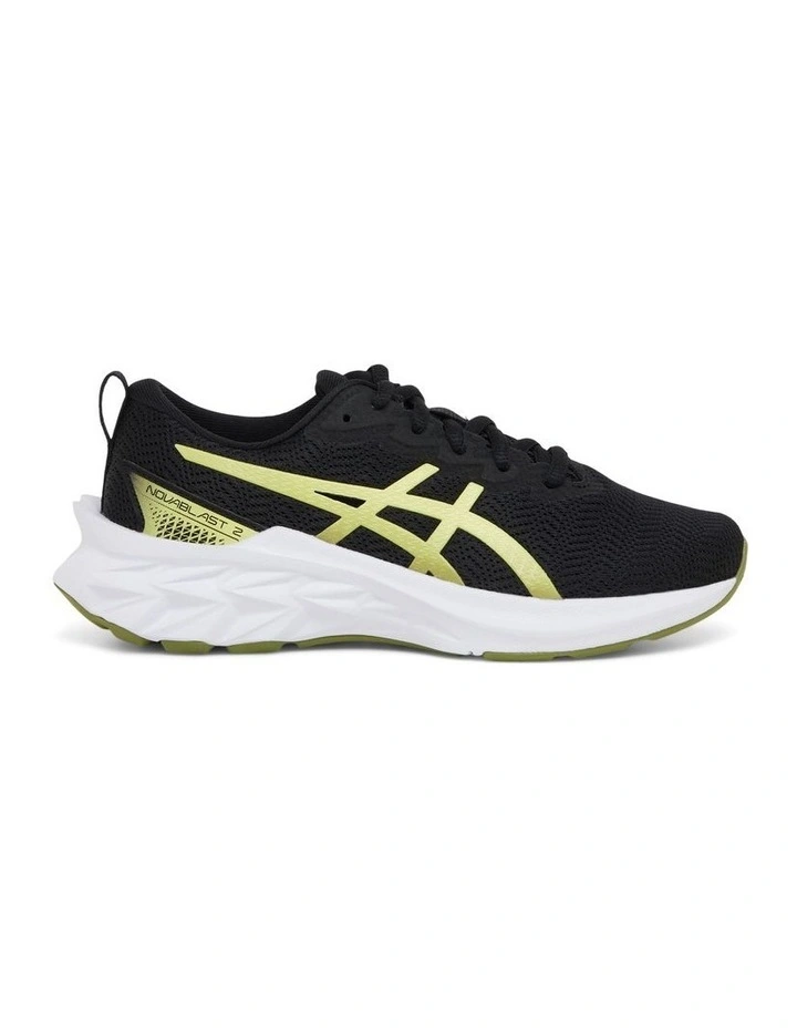 Nova Blast 2 Grade School Sport in Black
