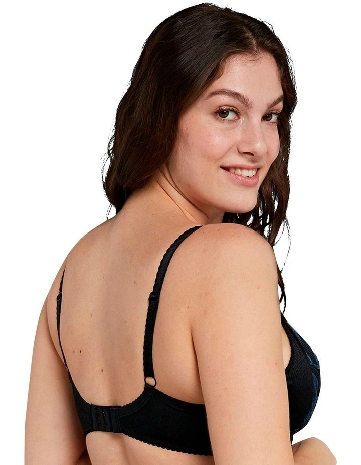 Capucine Wired Two-Tone Lace Bra in Black/Blue