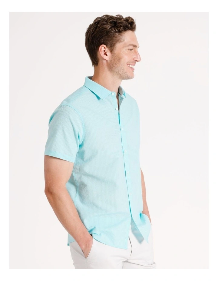 Spencer Seersucker Short Sleeve Relaxed Shirt in Blue