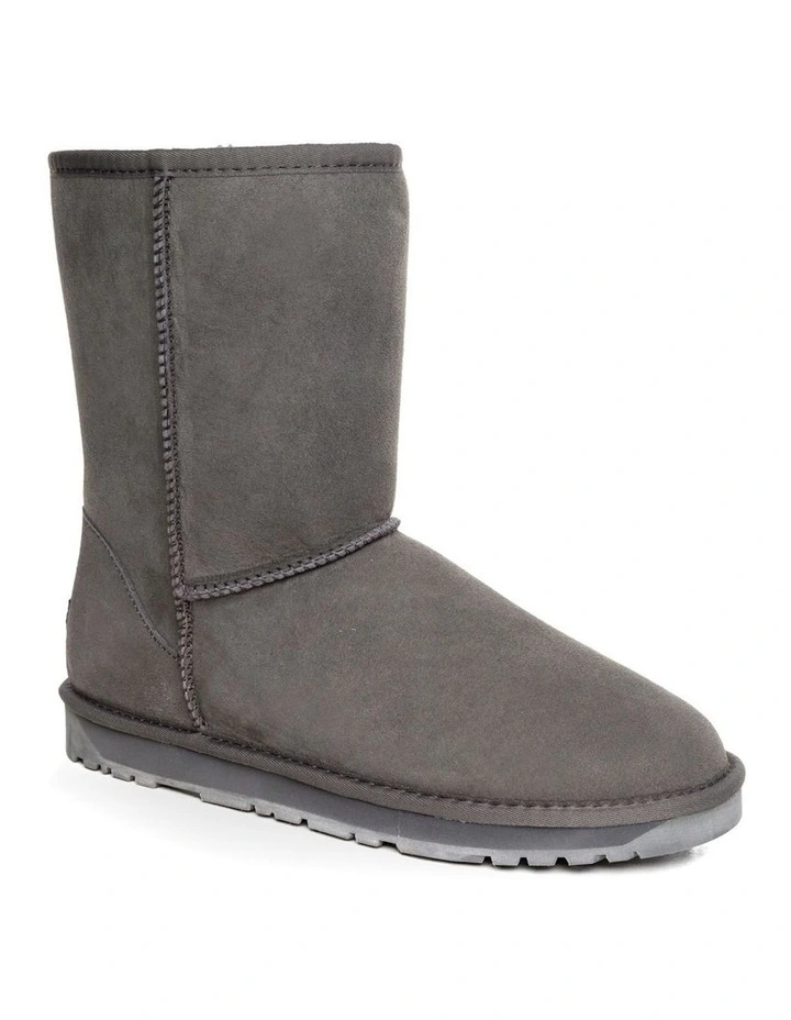 Ugg Mens Classic Short Boots in Grey