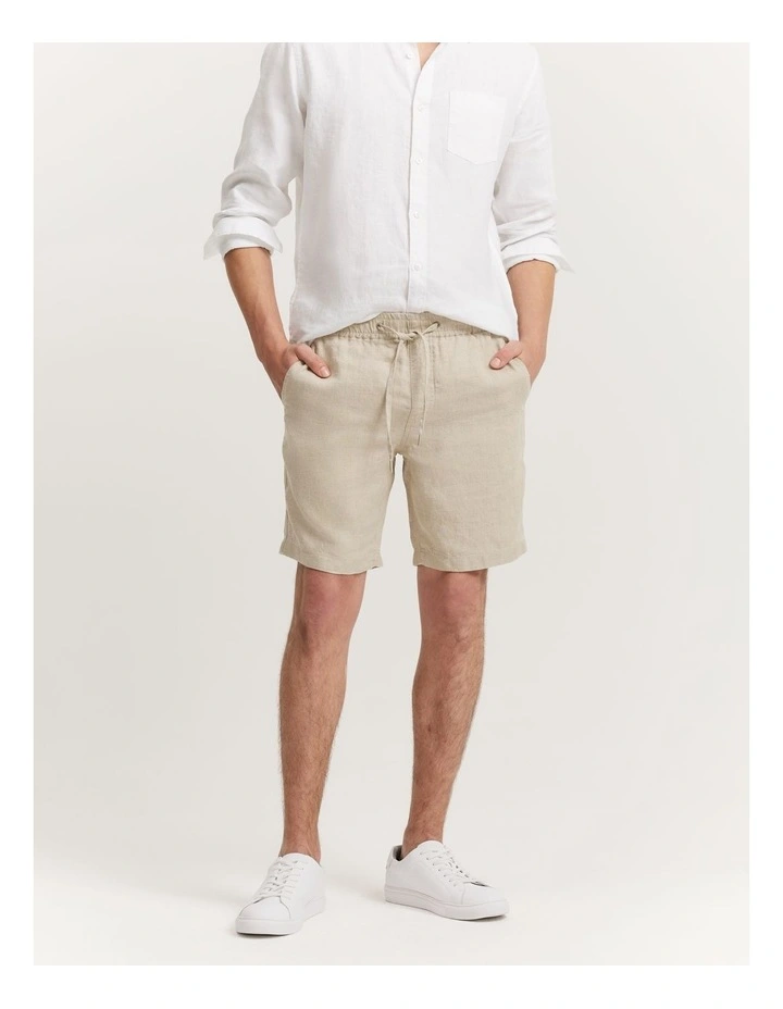 Organically Grown Linen Drawcord Short in Almond
