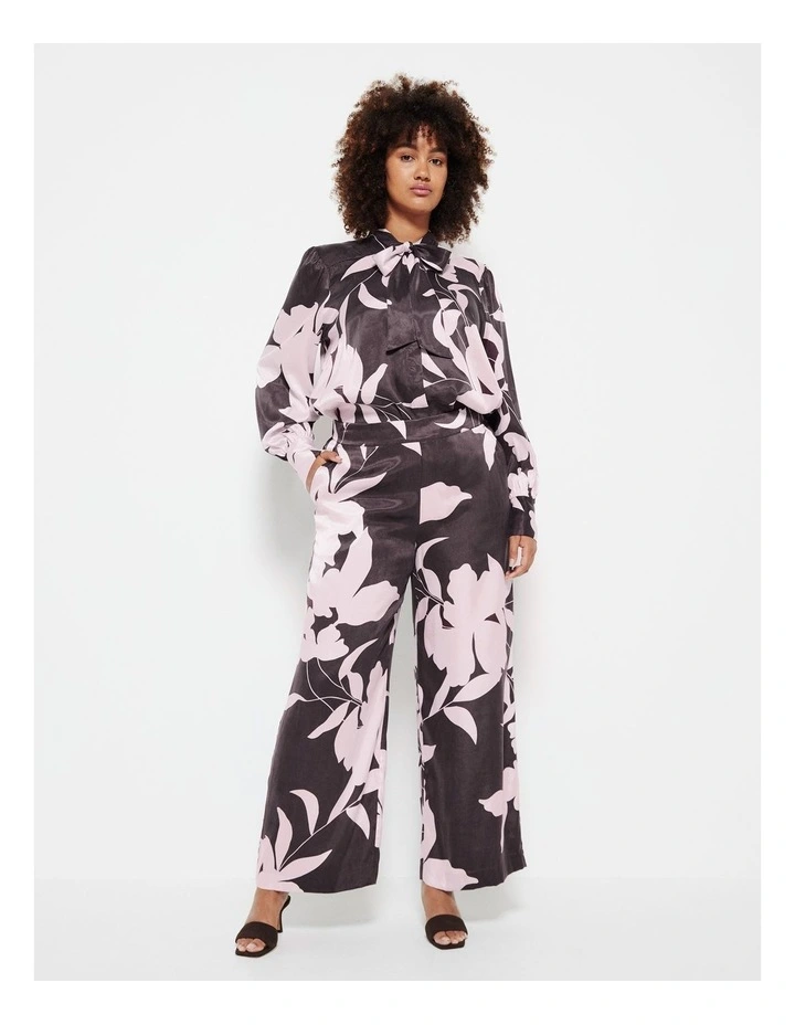 The Retro Pant in Floral Print