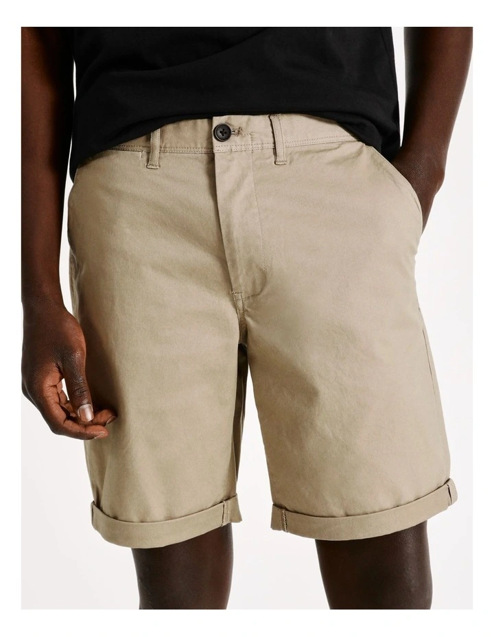 Boston Chino Short in Sand