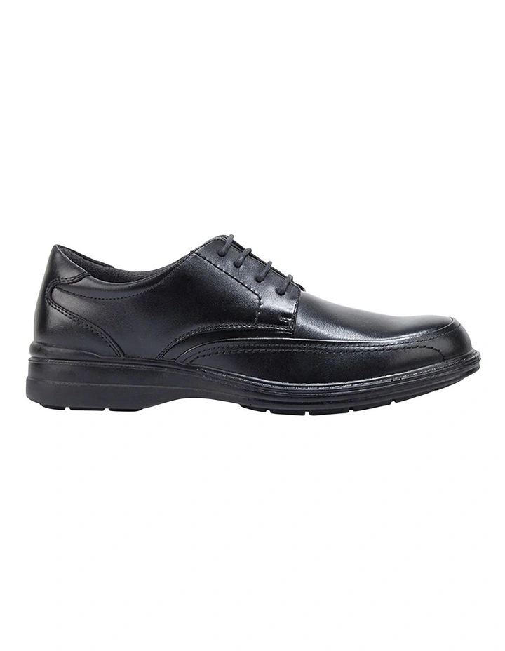 Torpedo Lace Up Shoes in Black