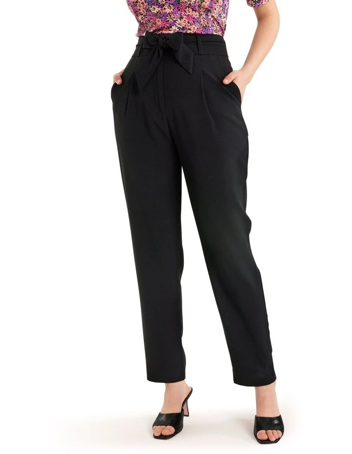 Valeria Crepe Pant in Black