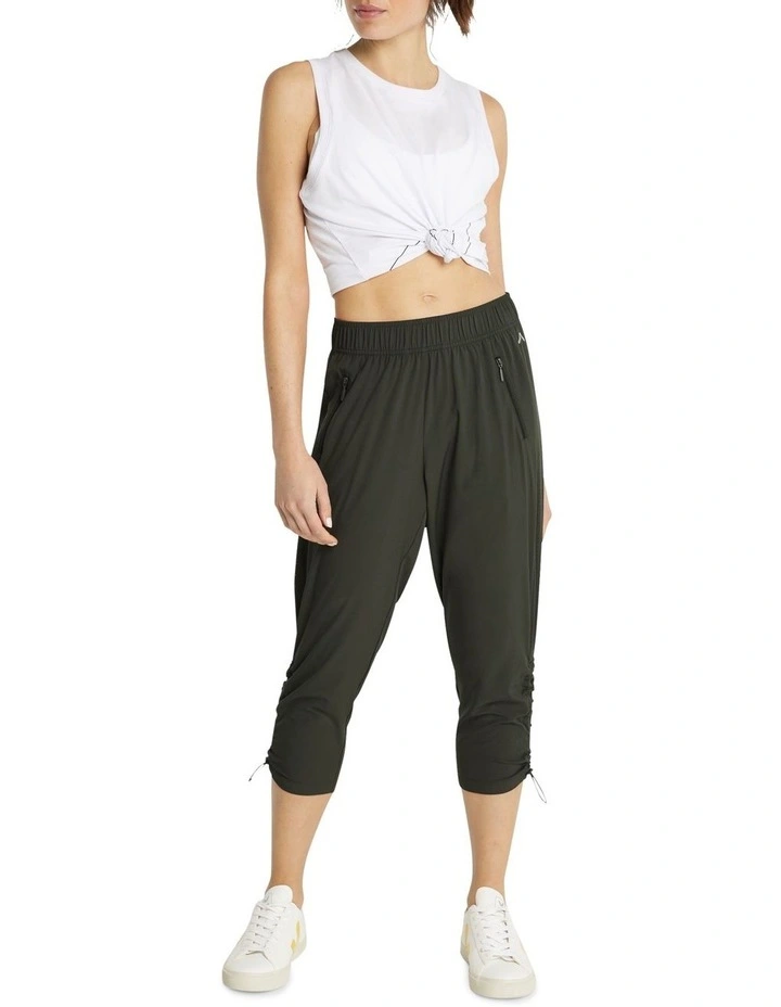 Rouched 3/4 Pants in Green