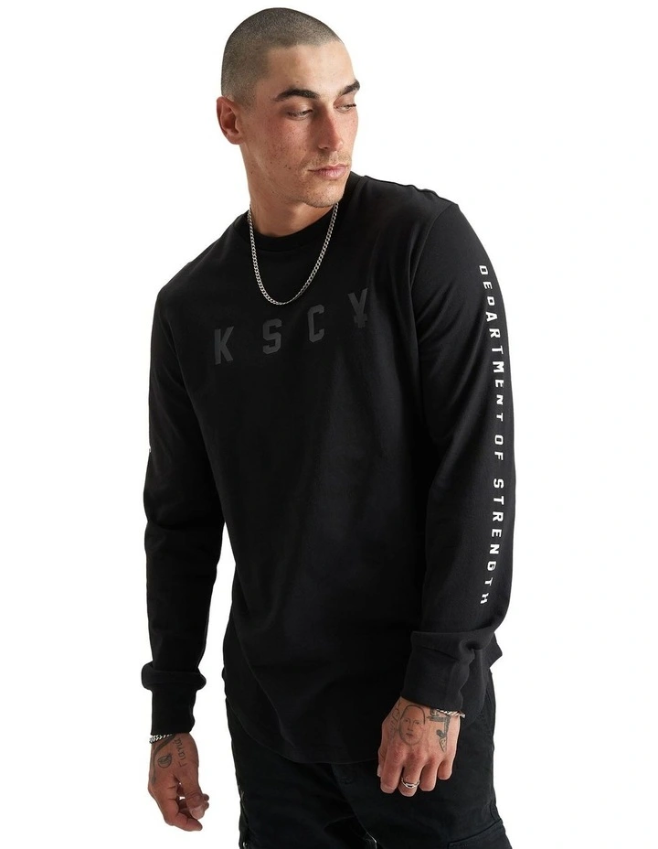 Eader Dual Curved Long Sleeve Tee in Jet Black