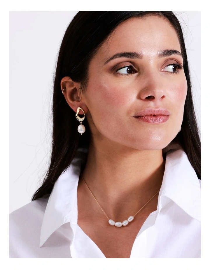 Hammered Tear Drop & Freshwater Pearl Earrings in Gold