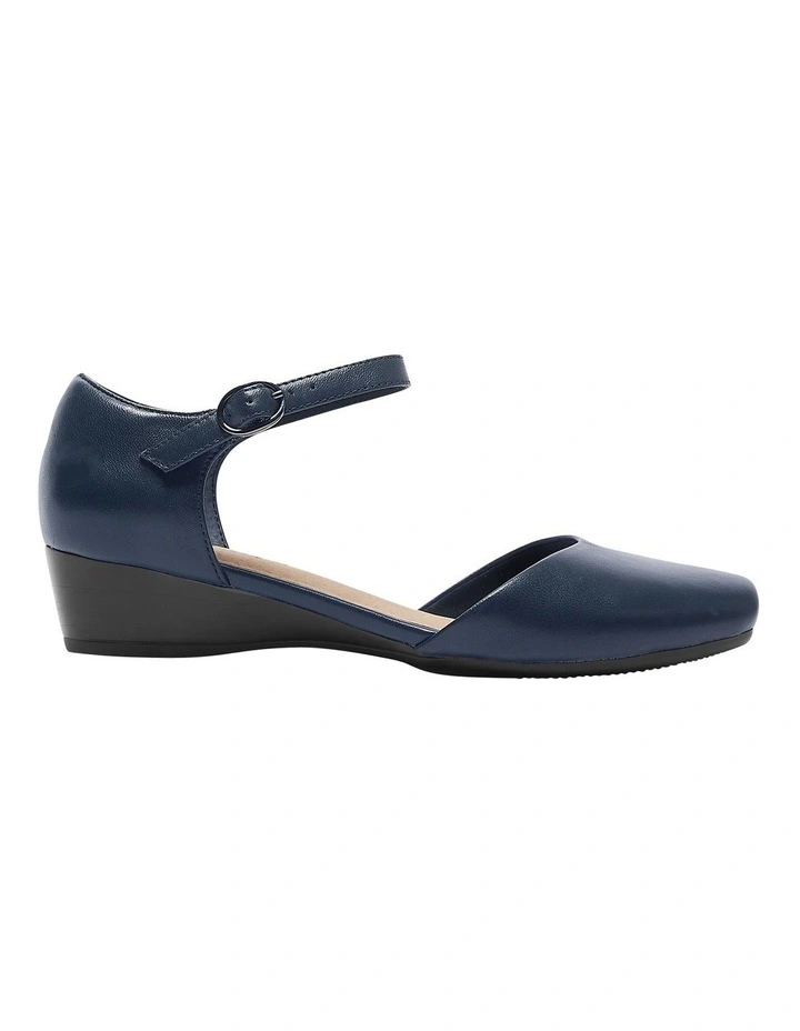 Sequel Heeled Shoes in Navy Leather