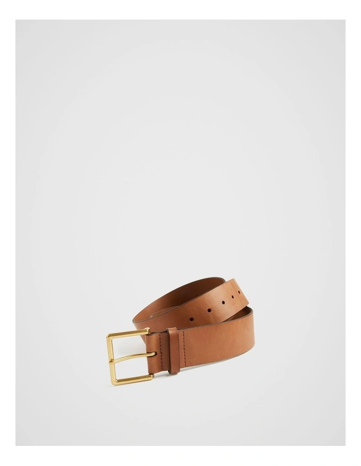 The Classic Waist Belt in Cognac
