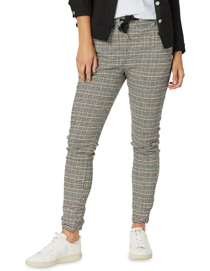 Crushed Check Pant in Toffee